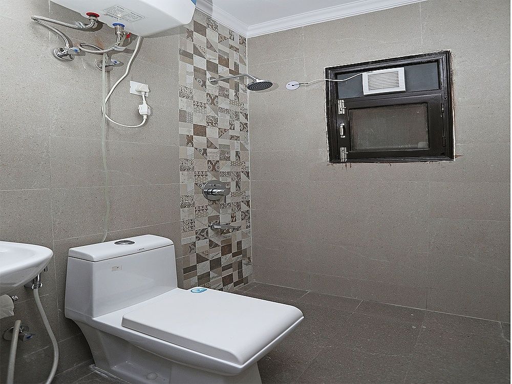 OYO 10581 Platinum Residency Double or Twin Room 12