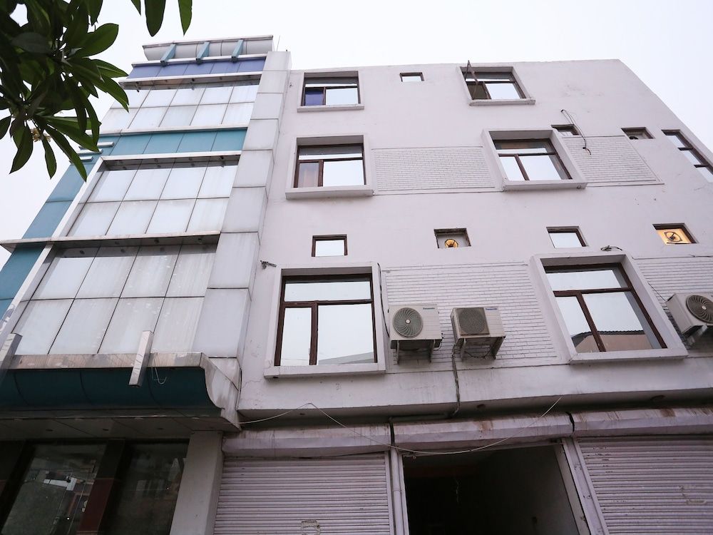 undefined OYO 14975 City Guest House