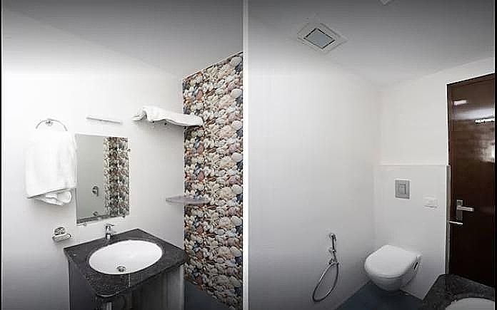 Hotel Ray Ban Deluxe Room 4