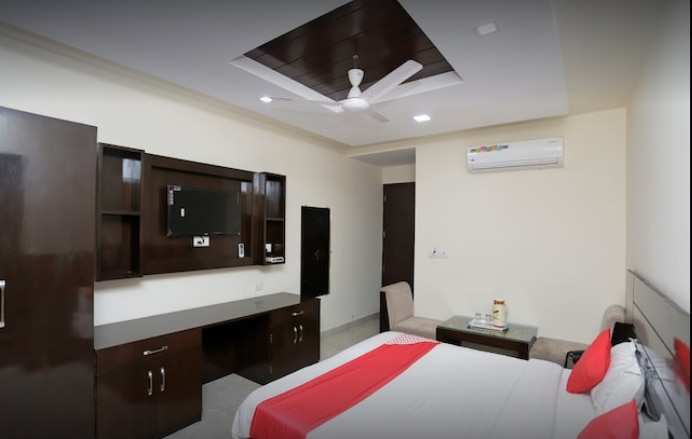 Hotel Ray Ban Deluxe Room 5