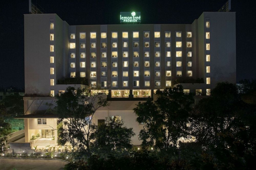 undefined Lemon Tree Premier, City Center, Pune 6