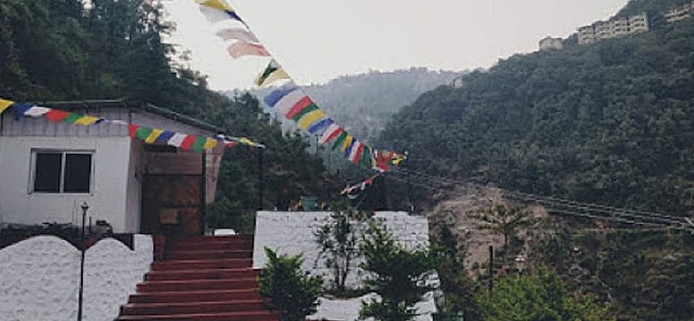 undefined La Solitude 10