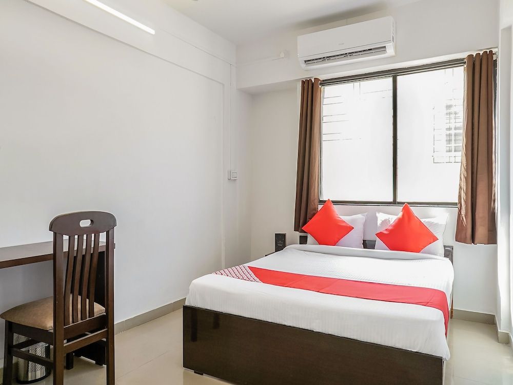 OYO 24143 Flagship Hotel Blue Orchid Double or Twin Room 7