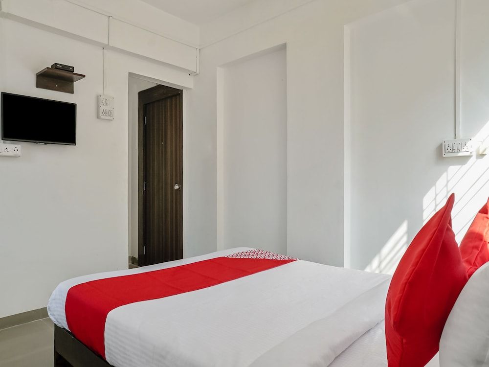 OYO 24143 Flagship Hotel Blue Orchid Double or Twin Room 6