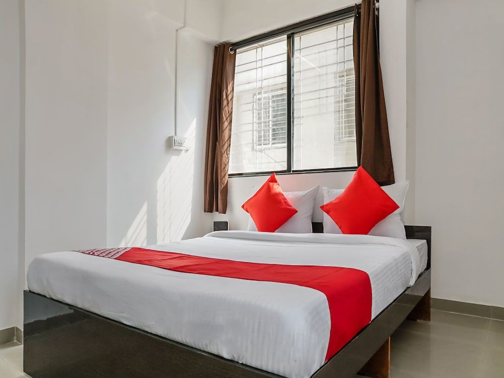 OYO 24143 Flagship Hotel Blue Orchid Double or Twin Room 8
