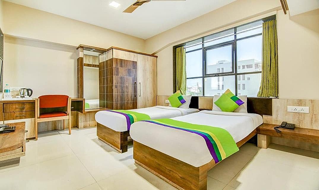 The Tripti Hotel Royal Room (1 Double Bed or 2 Twin Bed(s))