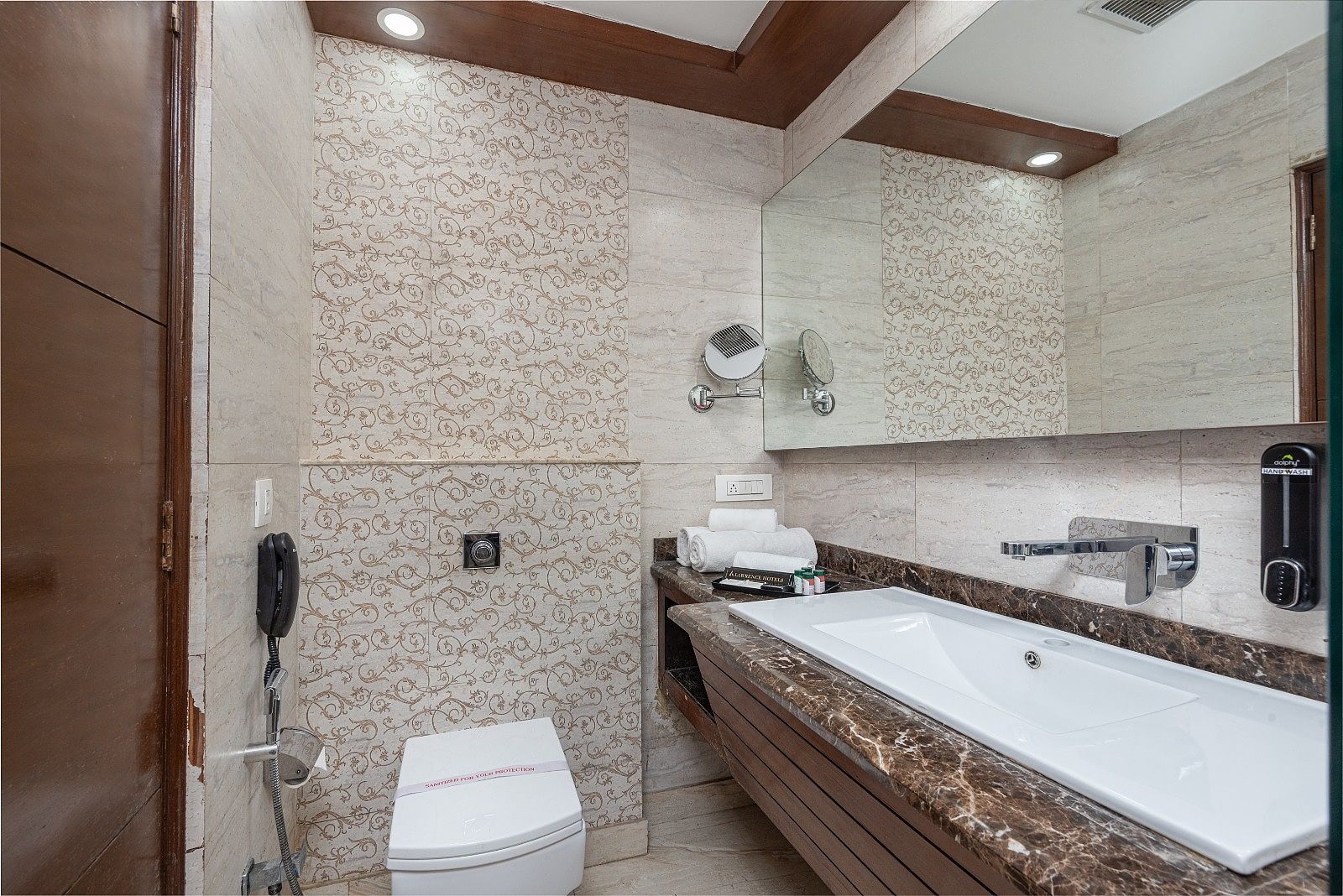 The Solitaire Resort by Lawrence Hotels Premium Room (Valley View) 7