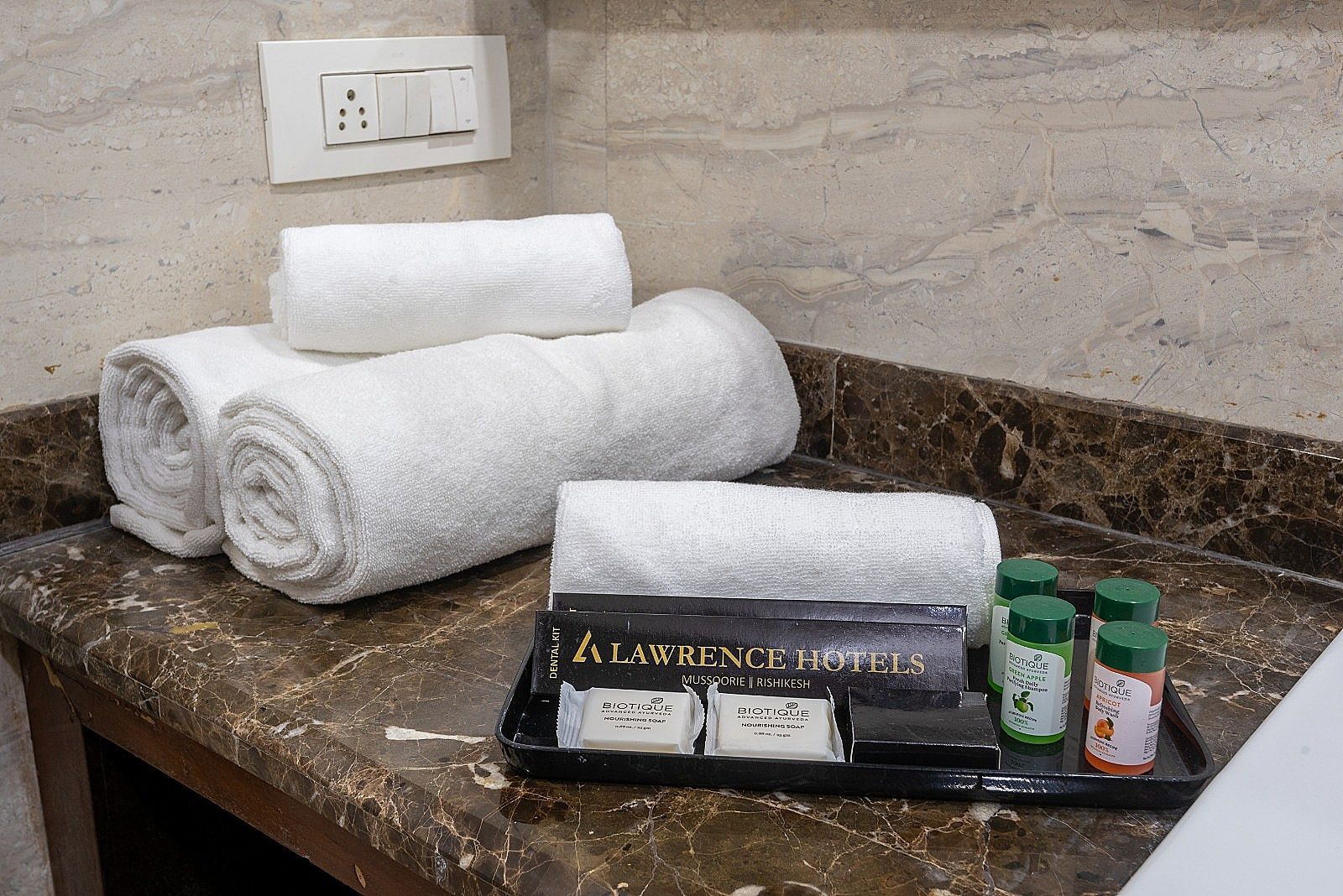 The Solitaire Resort by Lawrence Hotels Premium Room (Valley View) 9