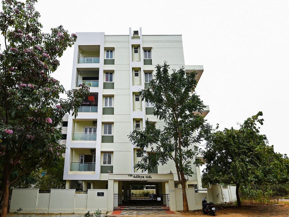 undefined OYO 22782 Akshara Suites