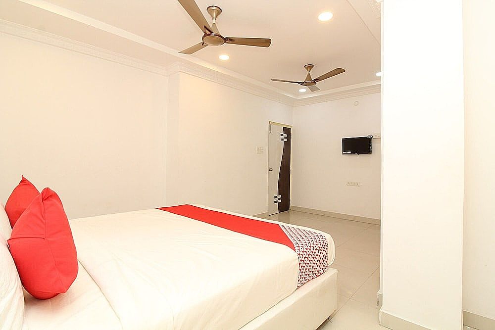 undefined OYO 37499 Saba Service Apartments 4