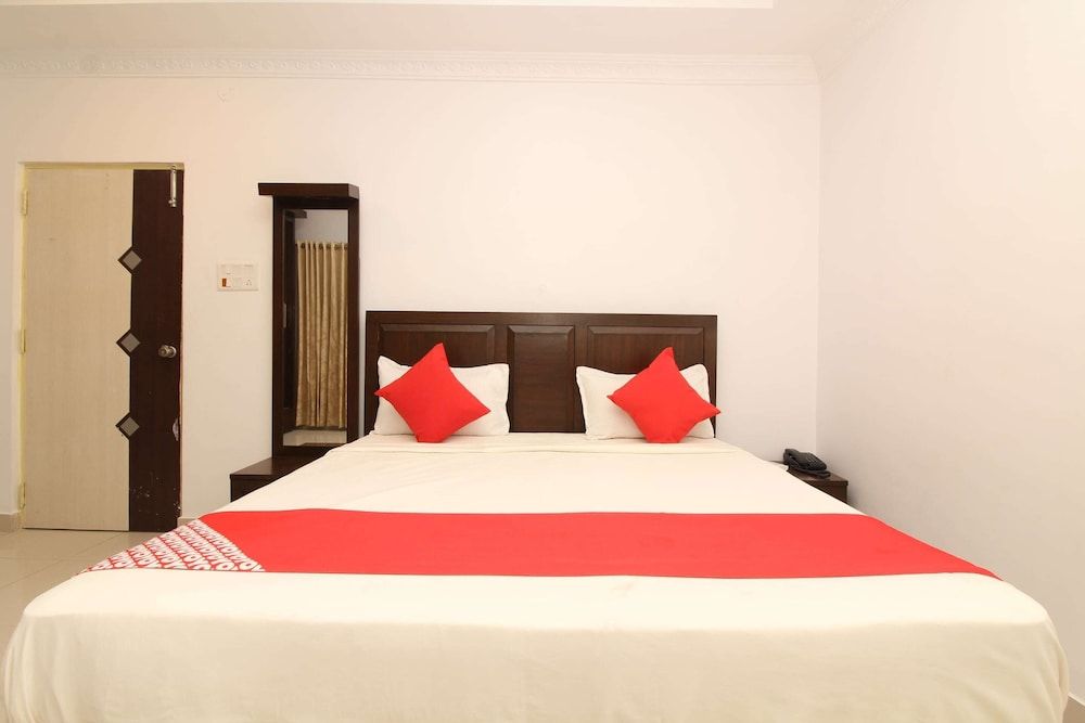 OYO 37499 Saba Service Apartments Basic Double Room 9