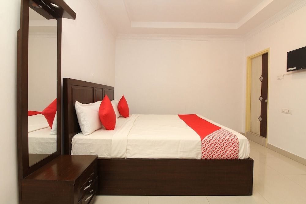 OYO 37499 Saba Service Apartments Basic Double Room 7