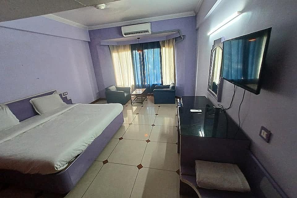 Hotel Maya International Deluxe Room 4