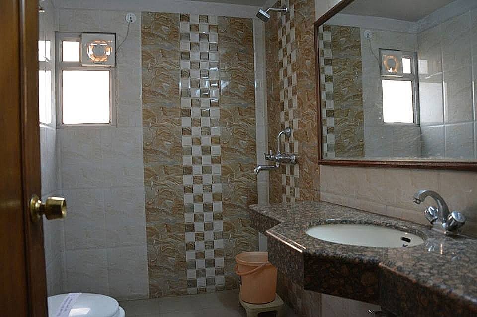 Hotel Maya International Deluxe Room 13