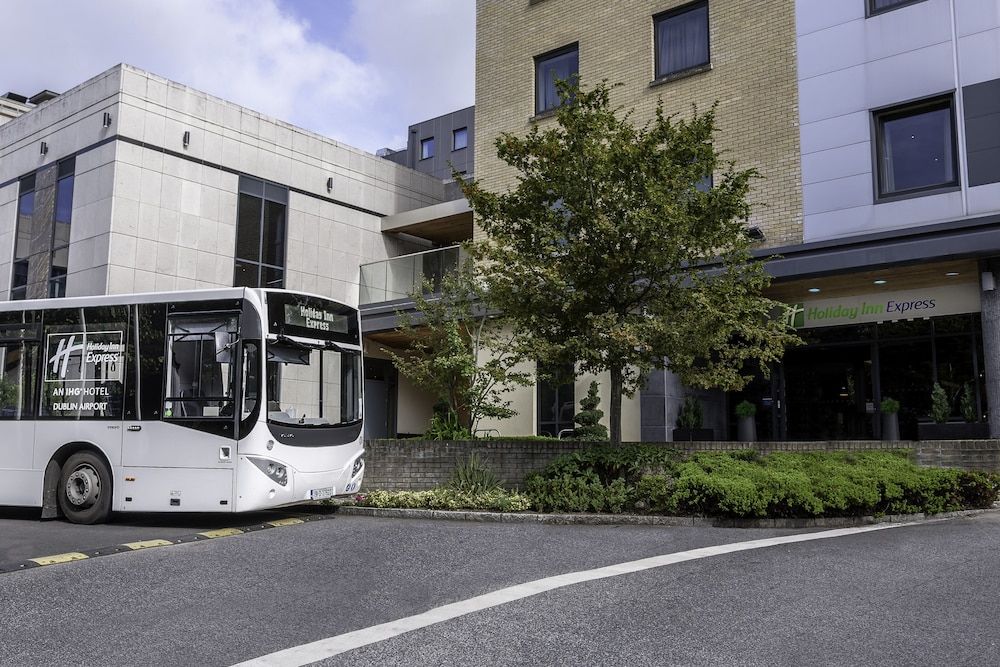 undefined Holiday Inn Express Hotel Dublin Airport by IHG 5