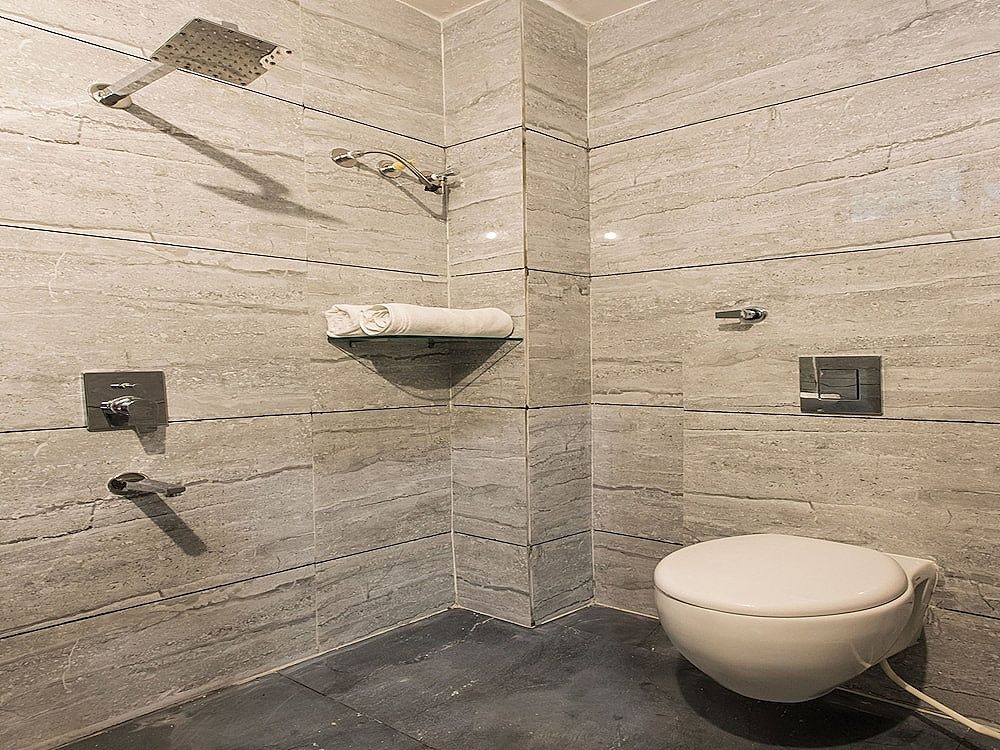 OYO 15823 Hotel Richmond Inn Double or Twin Room 15