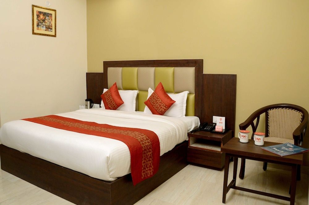 OYO 4107 Hotel Aroma Inn Double or Twin Room 9