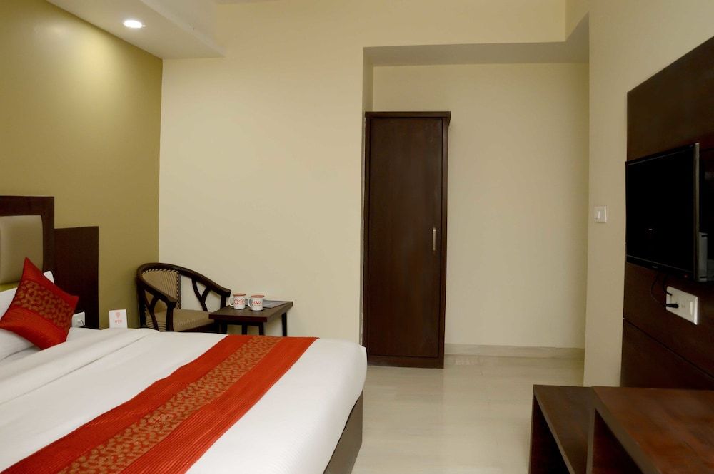 OYO 4107 Hotel Aroma Inn Double or Twin Room 12