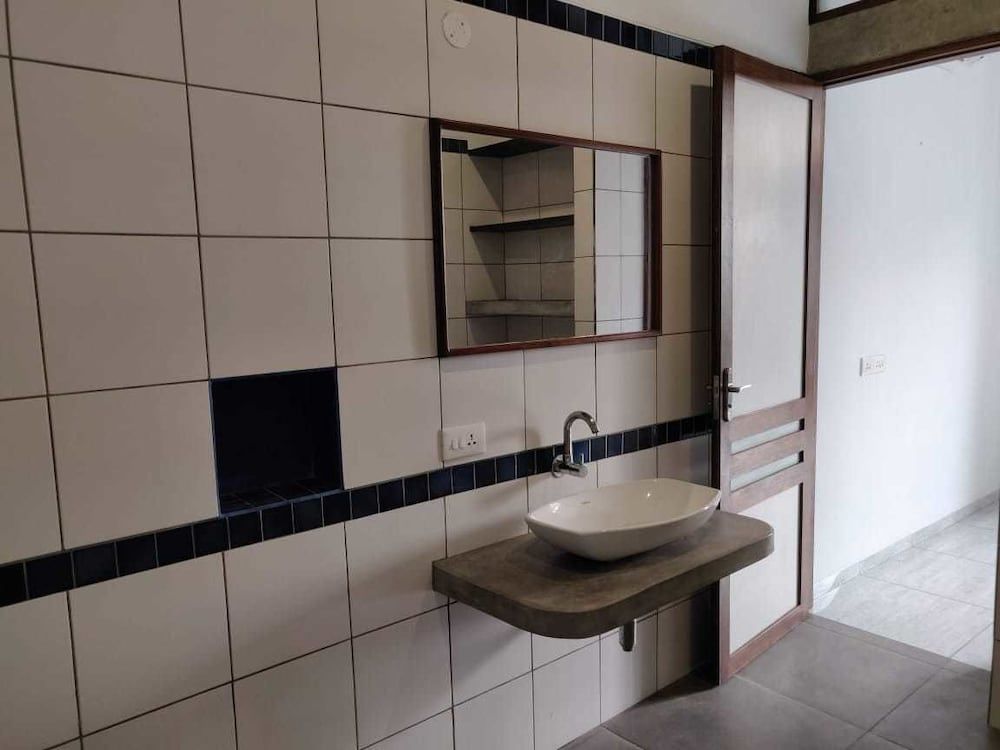 The Paperflower - A Wandertrails Stay Executive Apartment, 1 King Bed, City View 6