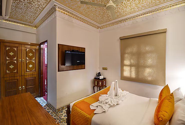 Nirbana Palace-A Heritage Hotel Deluxe Room 7