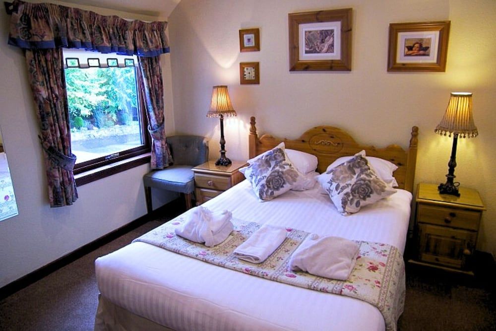 Rosemount Hotel Double Room (Room only)