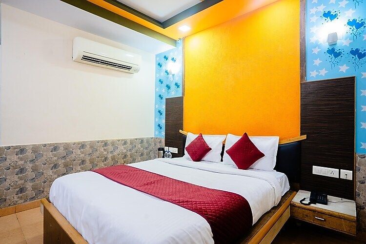 Hotel Mahadev Regency Deluxe Room 4