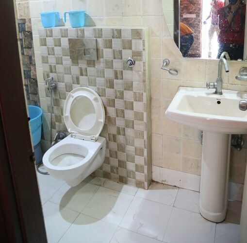 Hotel Mahadev Regency Deluxe Room 11