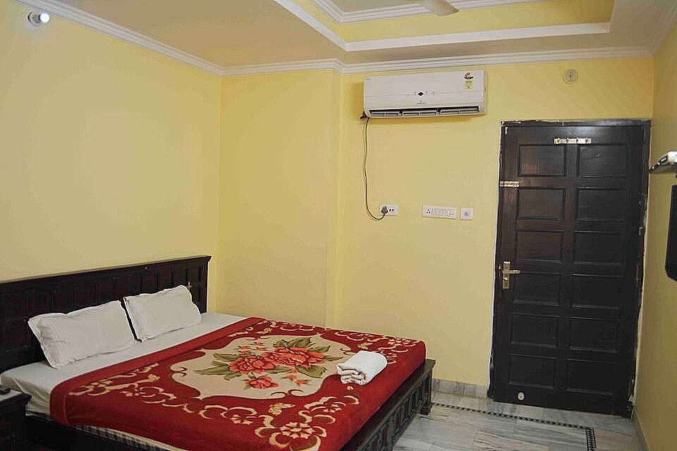 Hotel Malak Mahal Palace Standard Room 7