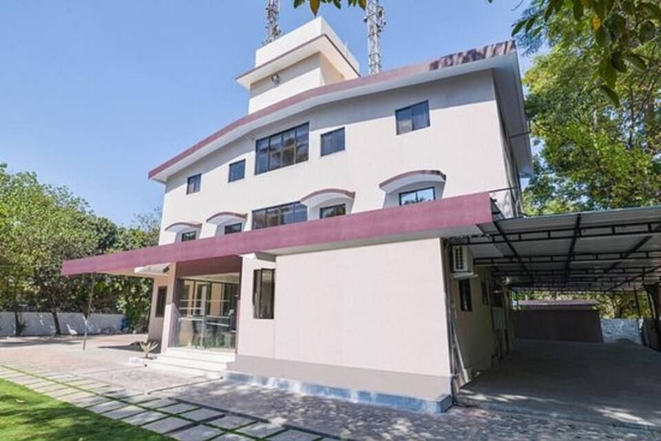 undefined Hotel Mangal Residency 6
