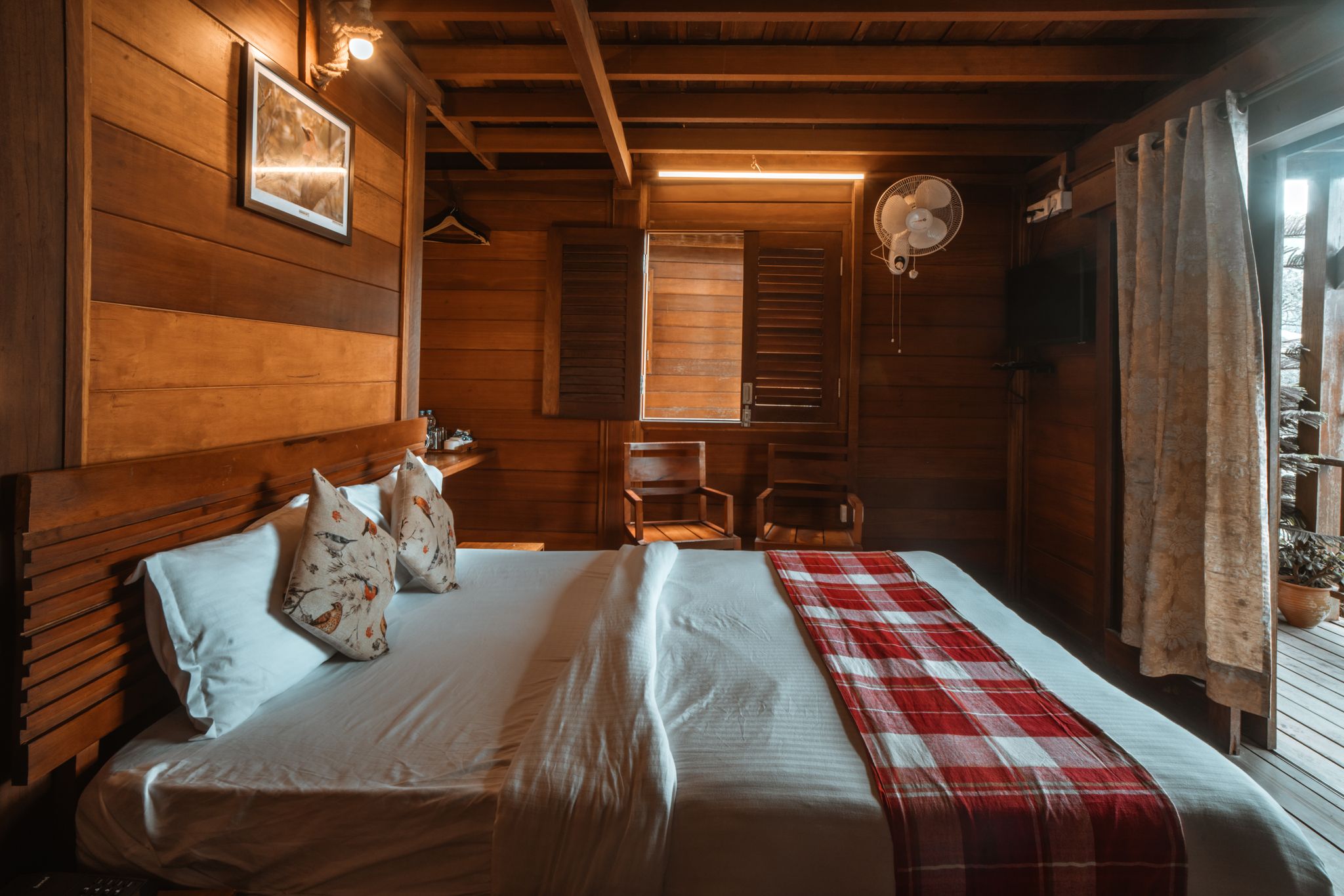 Hotel Aranya Virasat Wooden Cottage with Balcony and Valley View 2