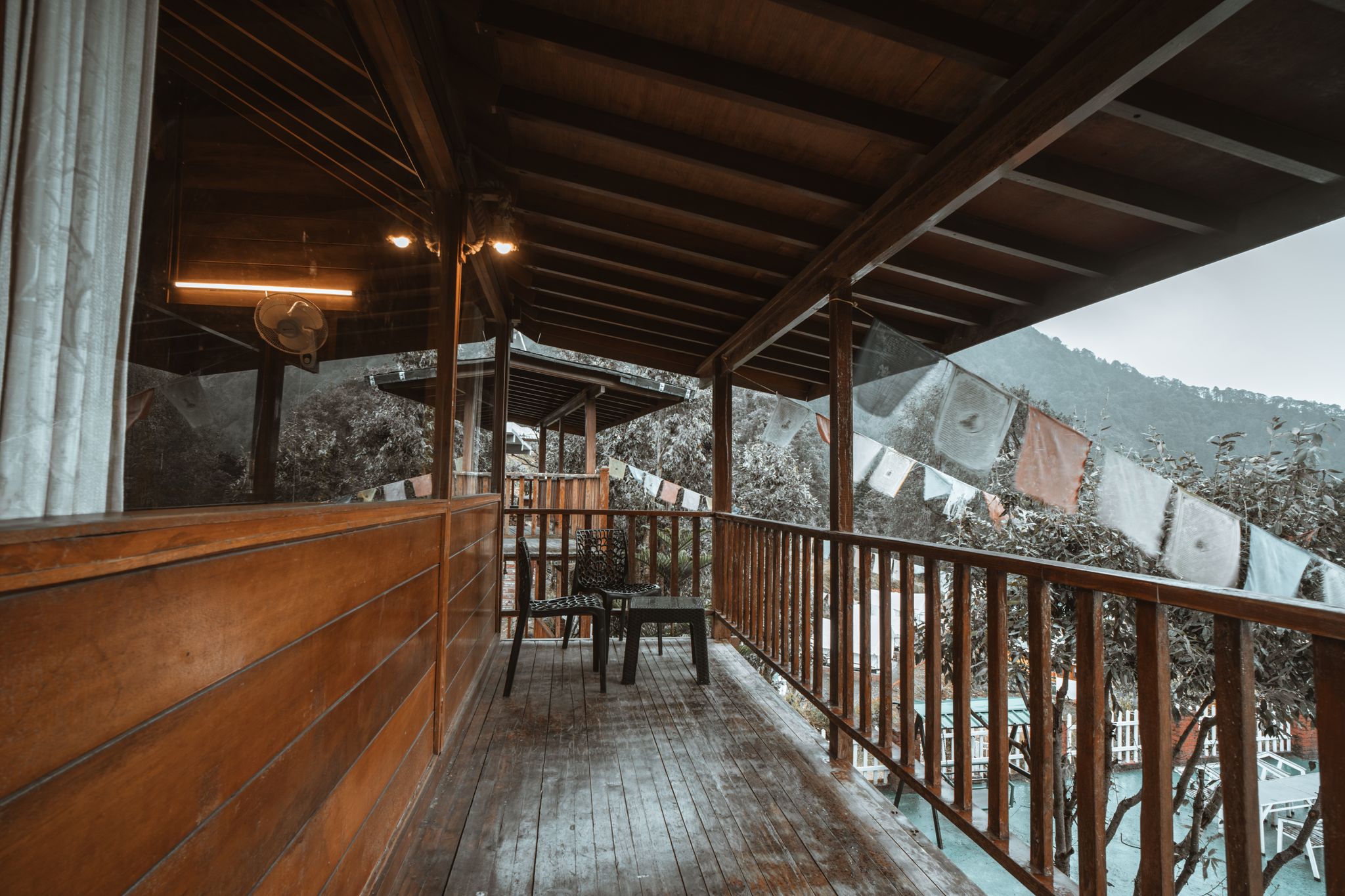 Hotel Aranya Virasat Wooden Cottage with Balcony and Valley View 13