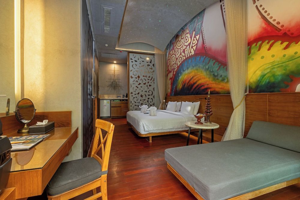 Sawasdee Village Cabana Suite Pool Access 11