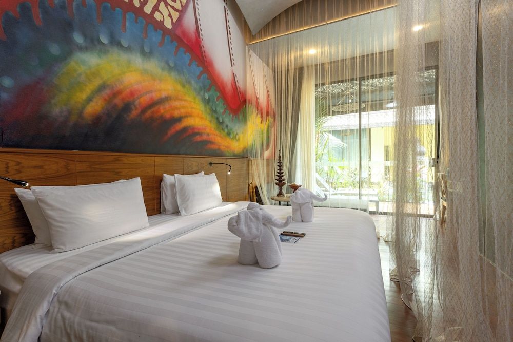 Sawasdee Village Cabana Suite Pool Access 12