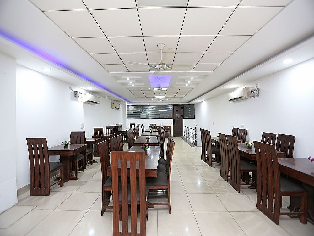 undefined OYO 15674 Mahak Residency 2