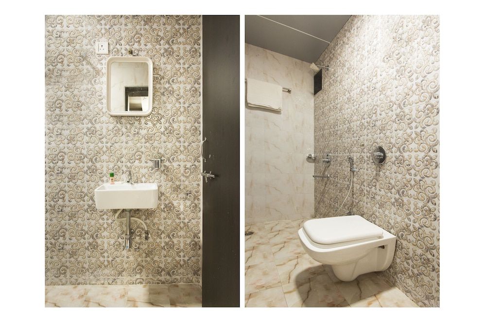 OYO 10374 Hotel Swapnalok Double or Twin Room 7