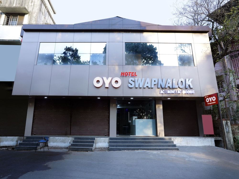 undefined OYO 10374 Hotel Swapnalok 4