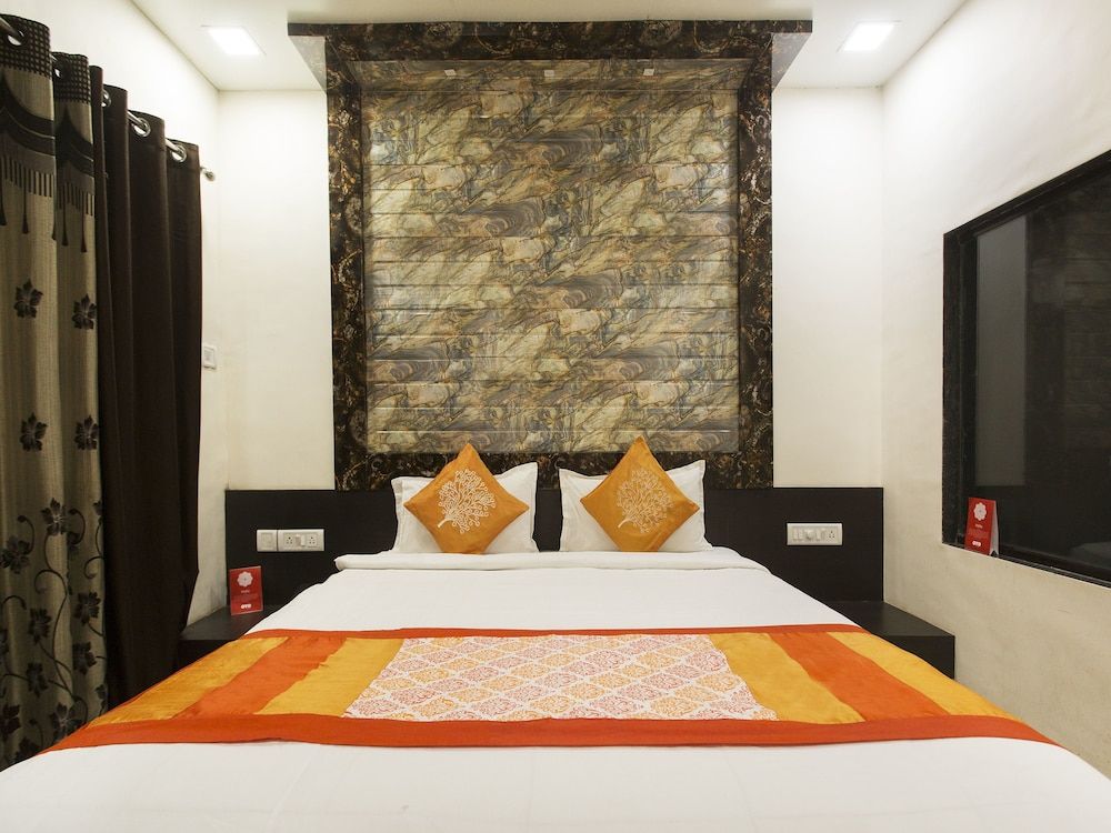 undefined OYO 10374 Hotel Swapnalok 9