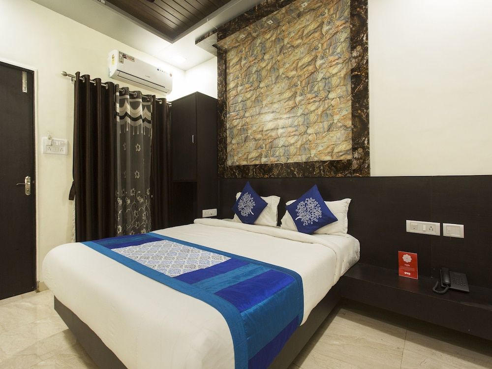 OYO 10374 Hotel Swapnalok Double or Twin Room 9