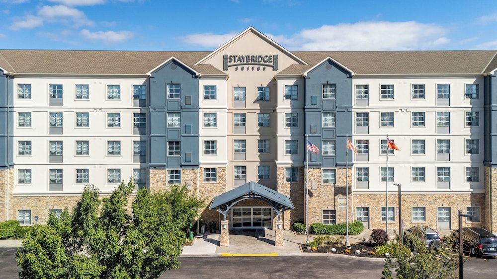 undefined Staybridge Suites London by IHG 7