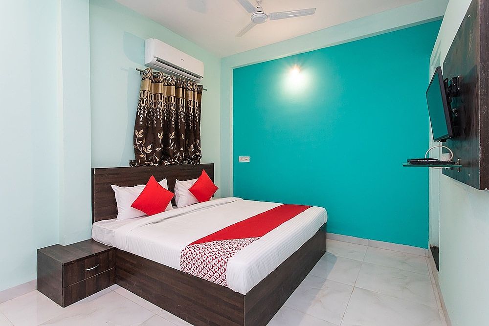 OYO 19851 Sidheshwar Inn Double or Twin Room 11