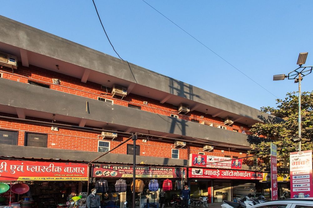 undefined OYO 19851 Sidheshwar Inn 6