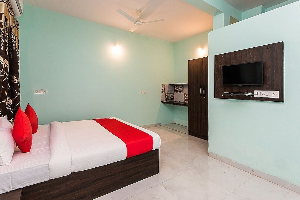 OYO 19851 Sidheshwar Inn Single Room 6