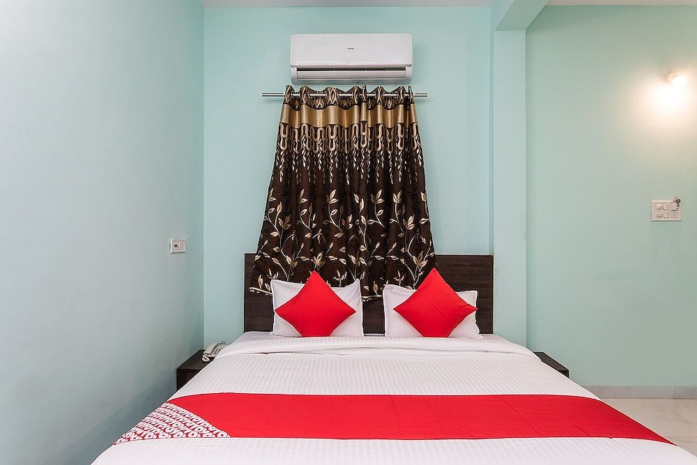 OYO 19851 Sidheshwar Inn Single Room 5