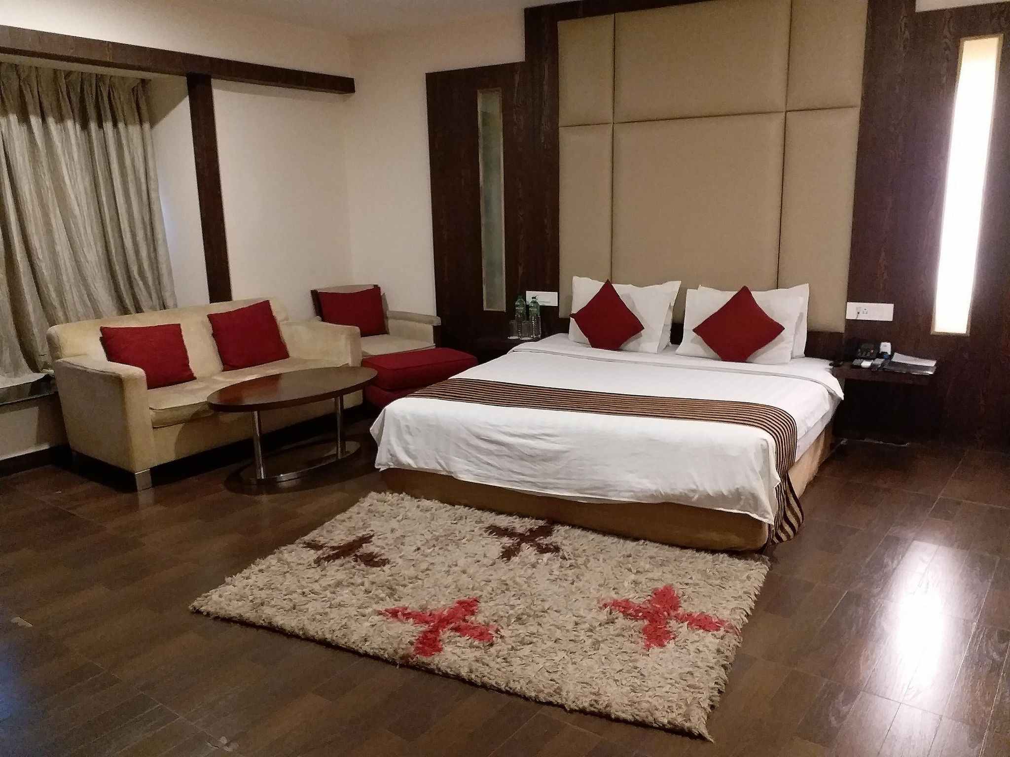 Holiday Home Deluxe Room 5