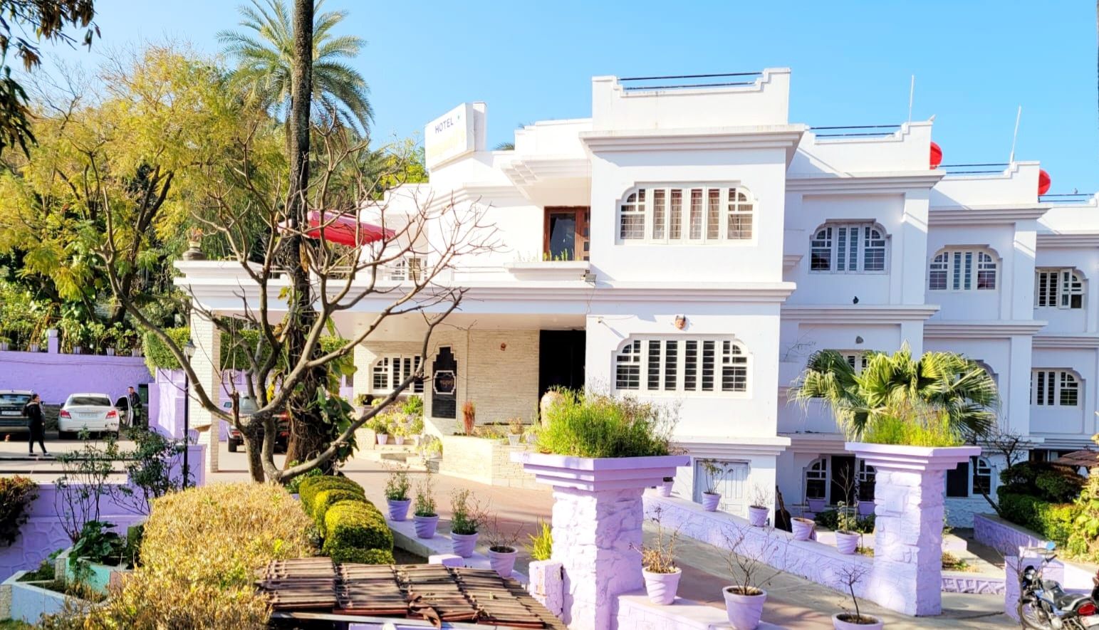 Hotel Exterior