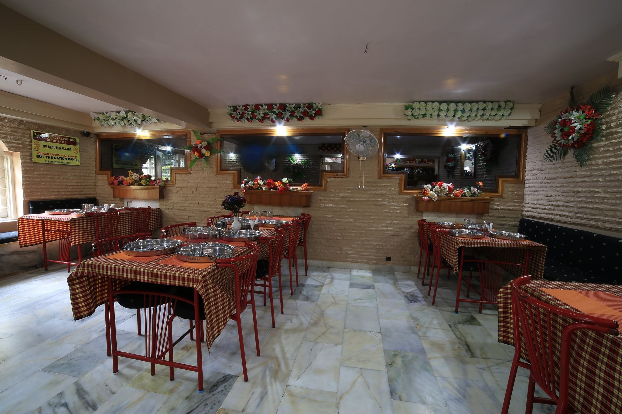 Food & Dining