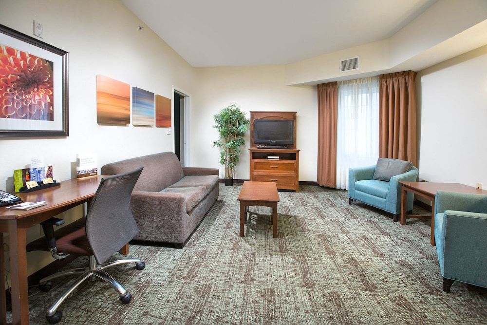 Suite, Multiple Beds (Communications, Mobility)