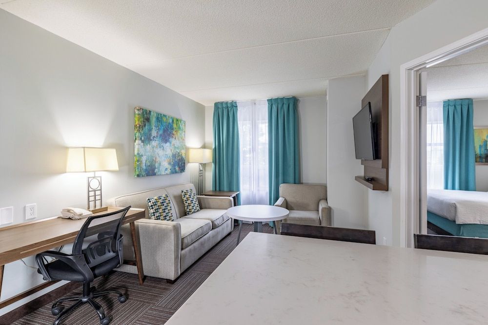 Suite, 1 Bedroom, Kitchen