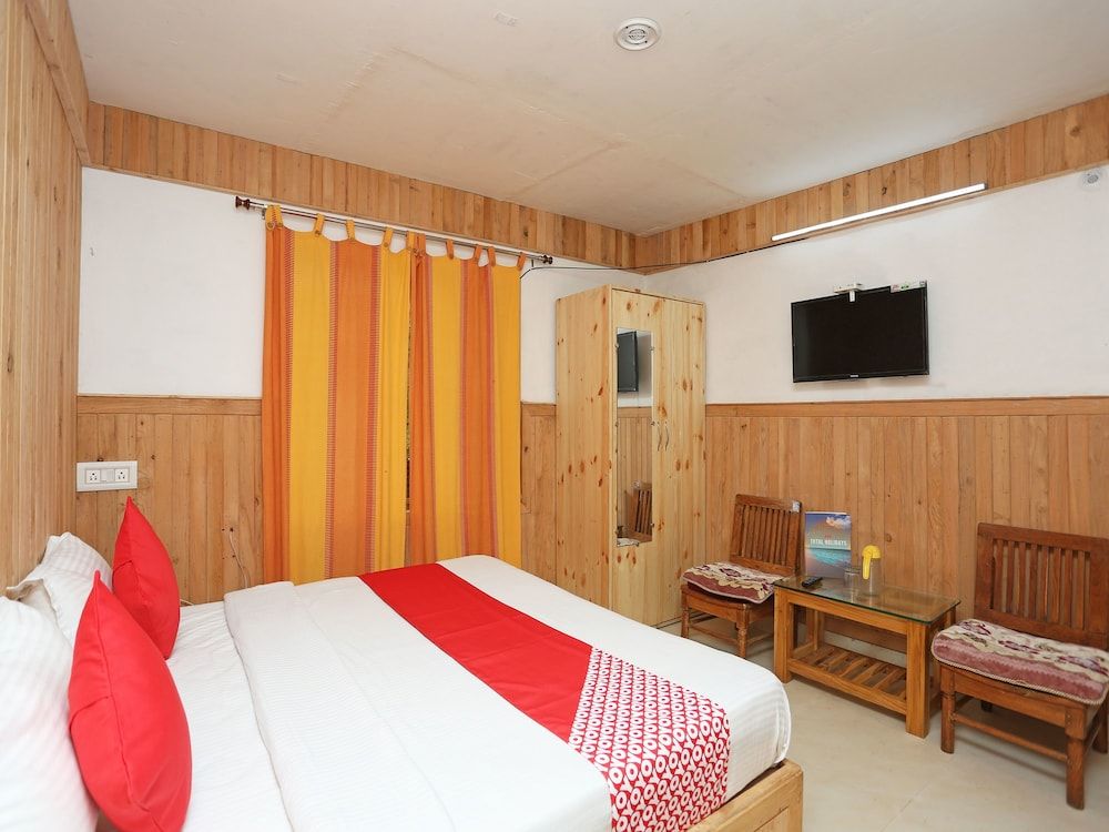 OYO 16895 Holiday Homes Double or Twin Room 7