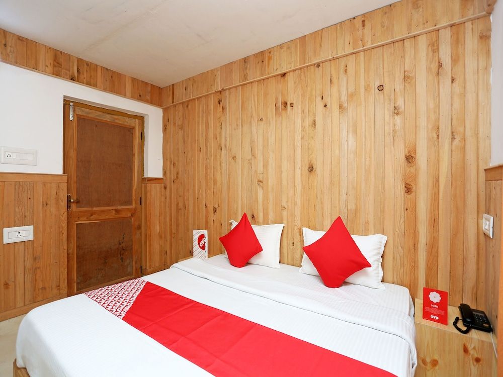 OYO 16895 Holiday Homes Double or Twin Room 11